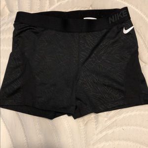 Nike Pro